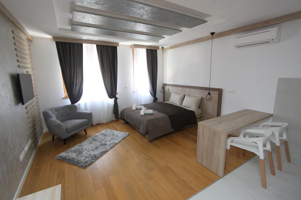 New Belgrade Apartments Magnetic, Parking 5 Evra Dan Exterior photo